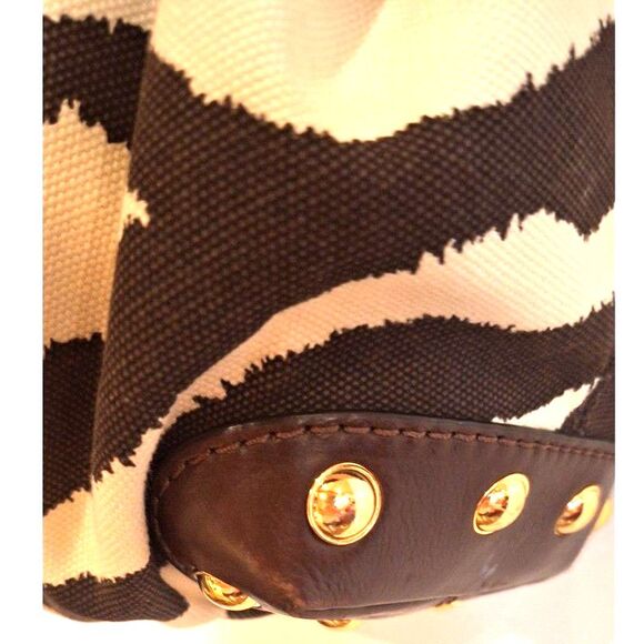 Michael Kors Zebra Print Canvas Leather Trim & Gold Tone Hinged Shoulder Straps - Picture 4 of 10